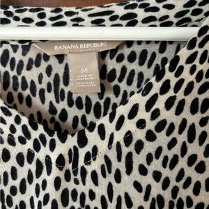 Super cute animal print top.